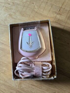 Vintage Pink Electric Shaver with Cord - Compact Personal Groomer